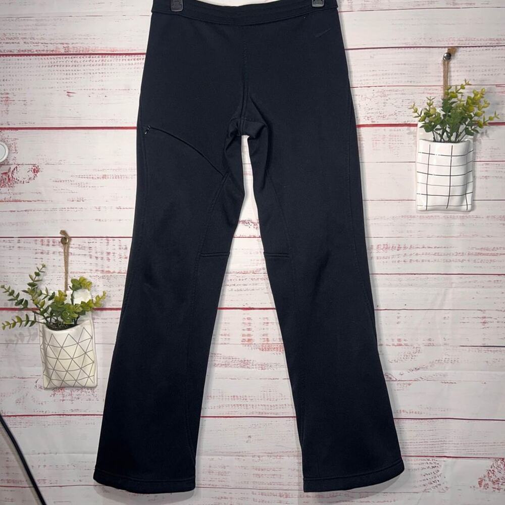Women’s Nike Thermafit Pants | Small